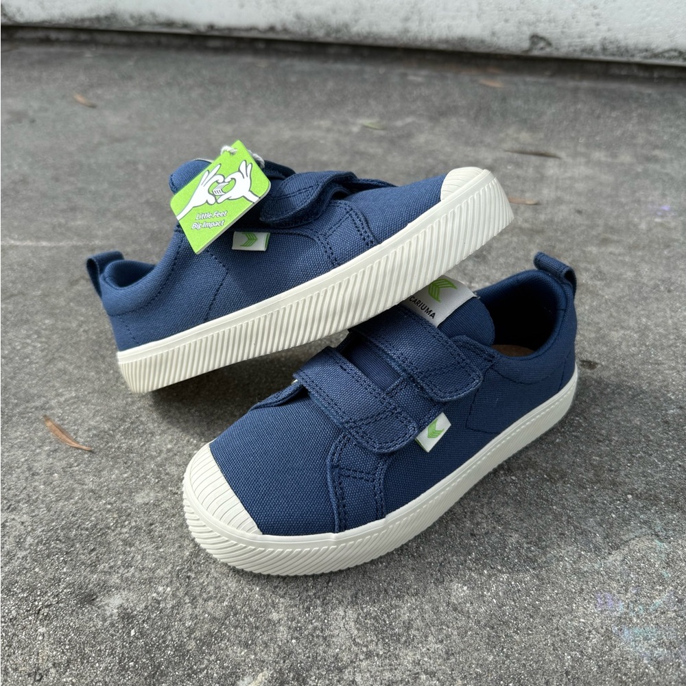 Cariuma Kids Shoes